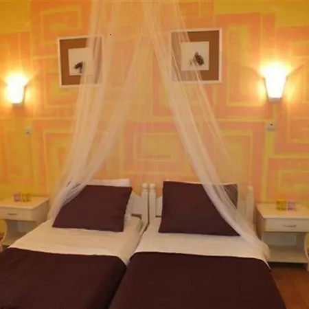 Firefly Christos 14 Appartement *