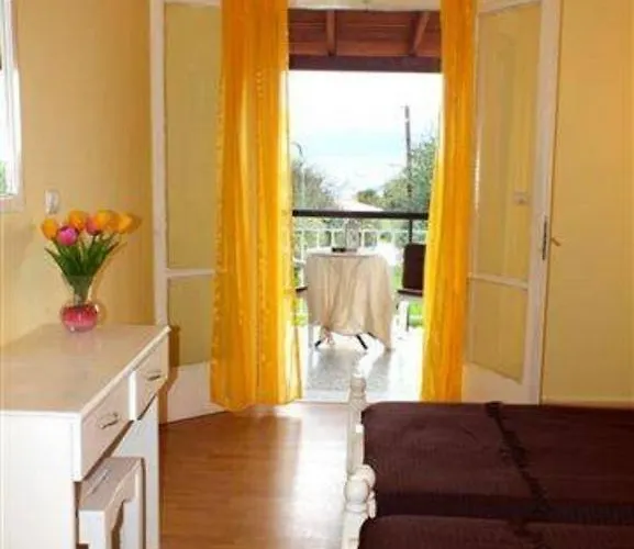 Firefly Christos 14 Appartement *